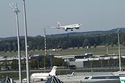 Anflug Qatar Airways A350 XWB auf den Münchner Flughafen (©Foto: Marikka-Laila Maisel)